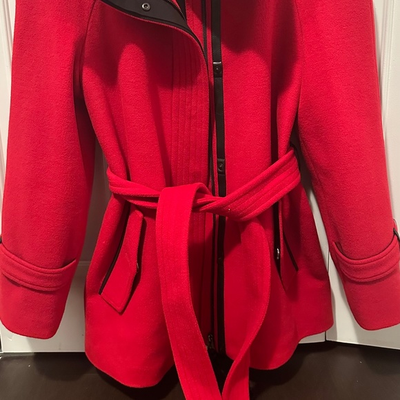 Mackage Iva Wood cashmere coat in red, size M - Picture 4 of 6